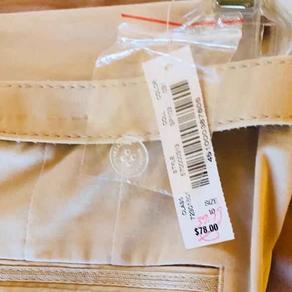 Capris - Picture 2 of 4